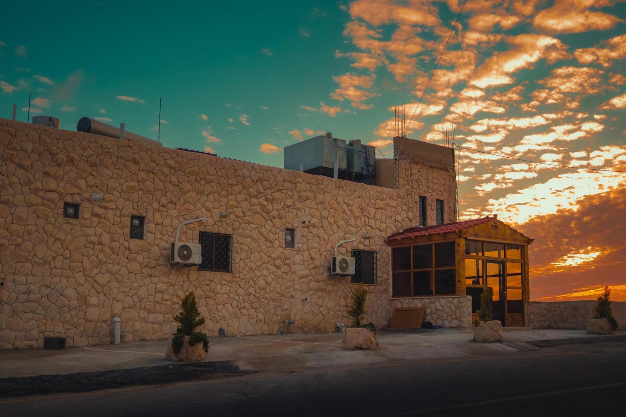 Plaza View Hostel At Tayyibah ภายนอก รูปภาพ
