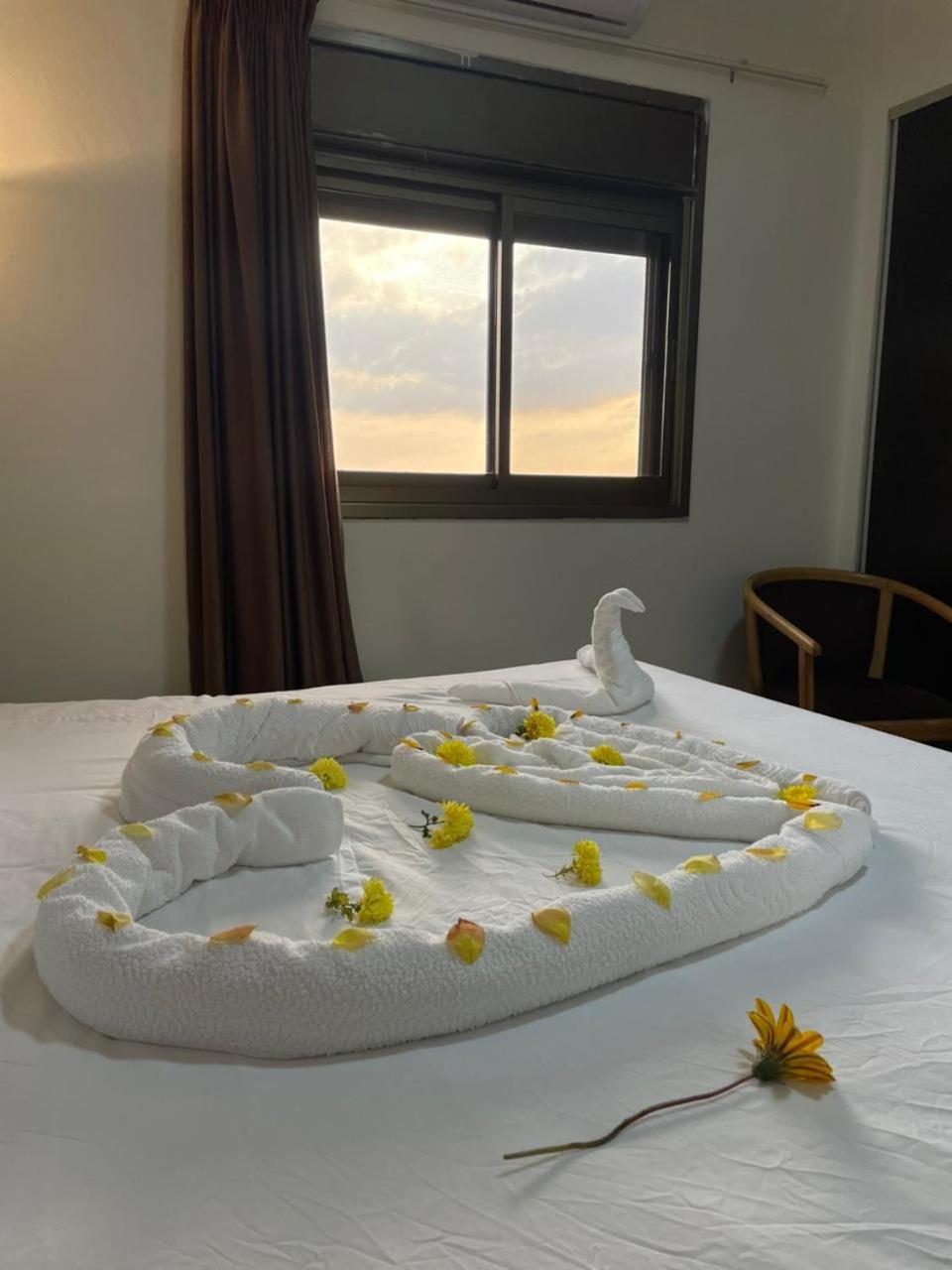 Plaza View Hostel At Tayyibah ภายนอก รูปภาพ